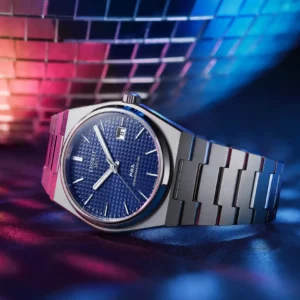 Tissot PRX Powermatic 80 40 mm, bracelet acier, cadran bleu