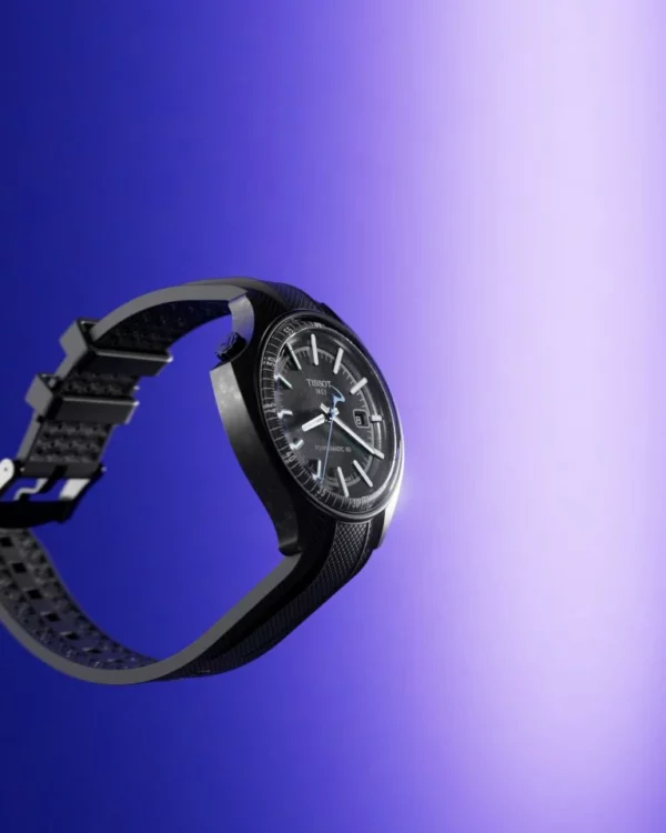 Montre Tissot Pinarello bracelet carbone vue arrière